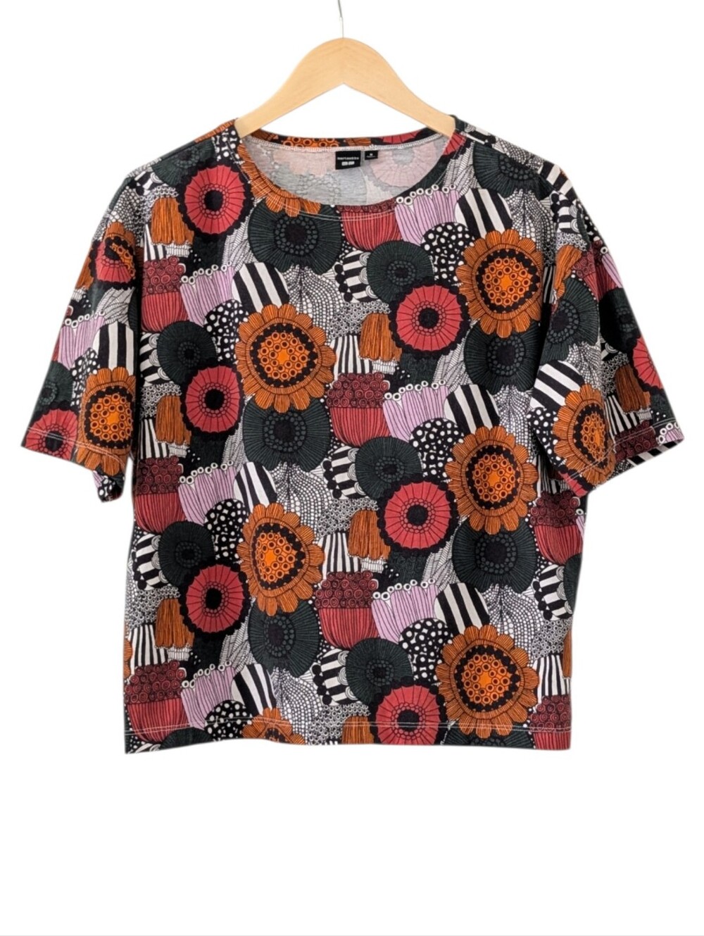 Uniqlo x Marimekko Autumn/Winter 24 Limited-Edition Collab Collection Tee Medium